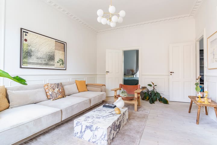 Gorgeous apartment in central Frederiksberg! gallery image 3