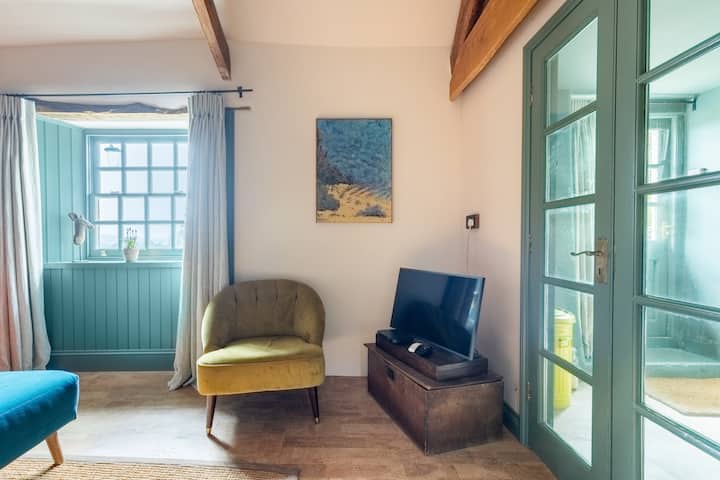 Open Plan 16th Century Hayloft With Dartmoor View - Ashburton