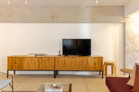 Successful Airbnb property: Charming apartment, with parking included in Bela Vista