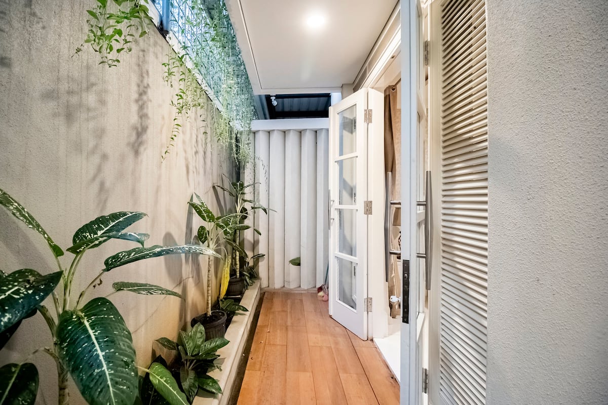 Detail Bangunan Luar