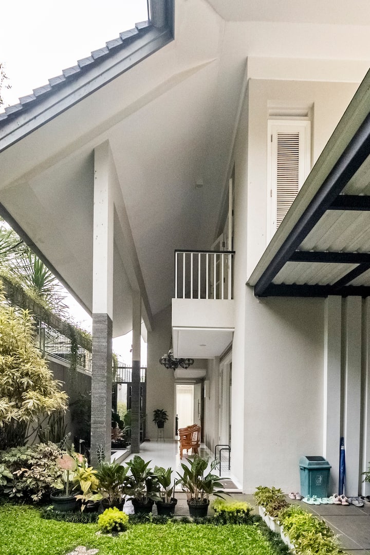 Pintu Masuk Utama