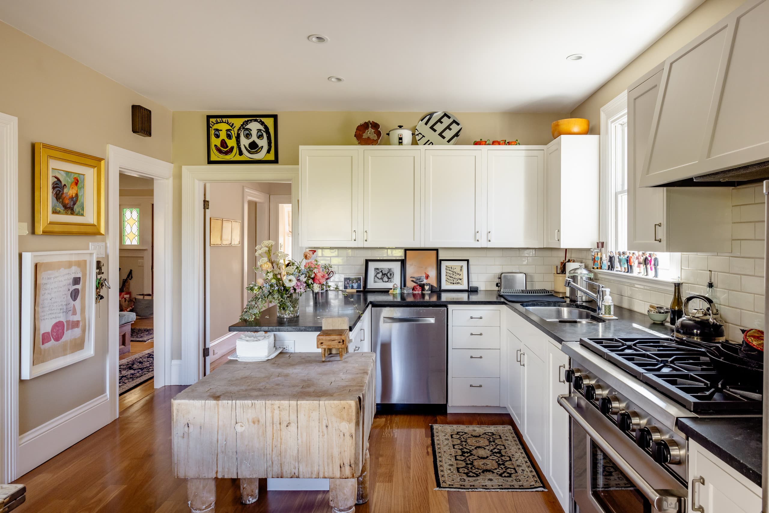 Home in San Francisco · ★4.98 · 3 bedrooms · 3 beds · 2 baths - Image 11