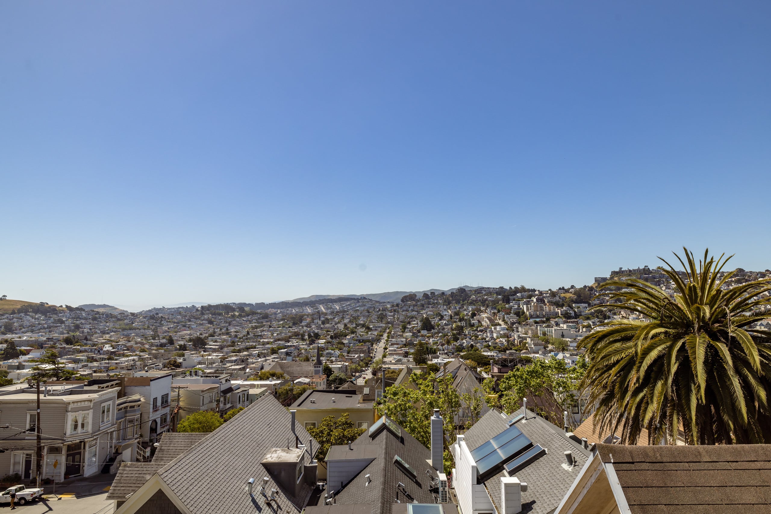 Home in San Francisco · ★4.98 · 3 bedrooms · 3 beds · 2 baths - Image 38