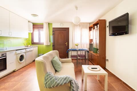 Anuncio de Airbnb popular: A beachside house with a private garden en Arnuero