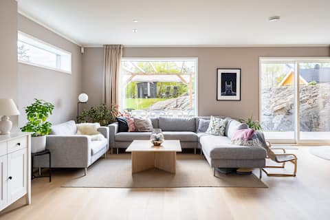 Top Airbnb: Child-friendly detached house with garden in Bærum