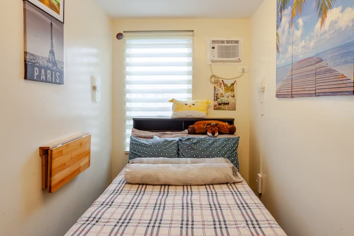 تجربة سفر الضيف من فئة 5 نجوم في انتظارك  :" حيث تتجذر الأحلام، والطموحات تطير ، وتبدأ الصفحات غير المرئية في حياتنا في الكتابة " 