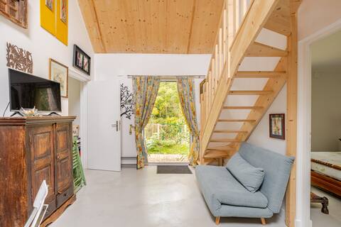 Self-catering accommodation, sleeps 5-6