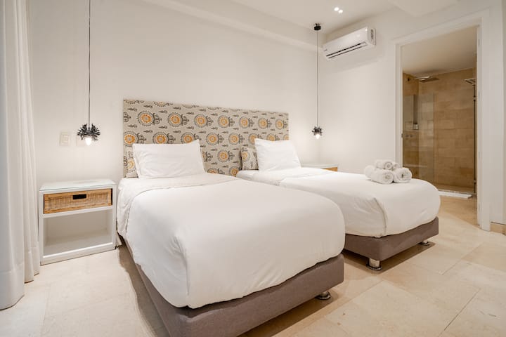 Schlafzimmer 2