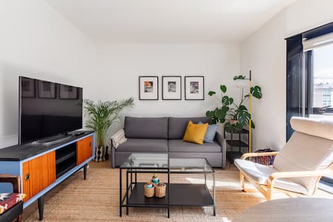 Airbnb con mejor rendimiento: Cozy apartment for living and working. en A Coruña