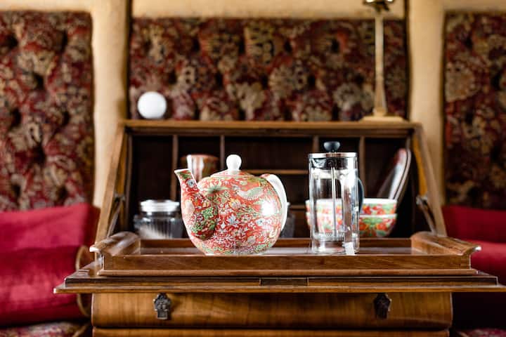 The Carriage Suite: Victorian Railway B And B - East Sussex