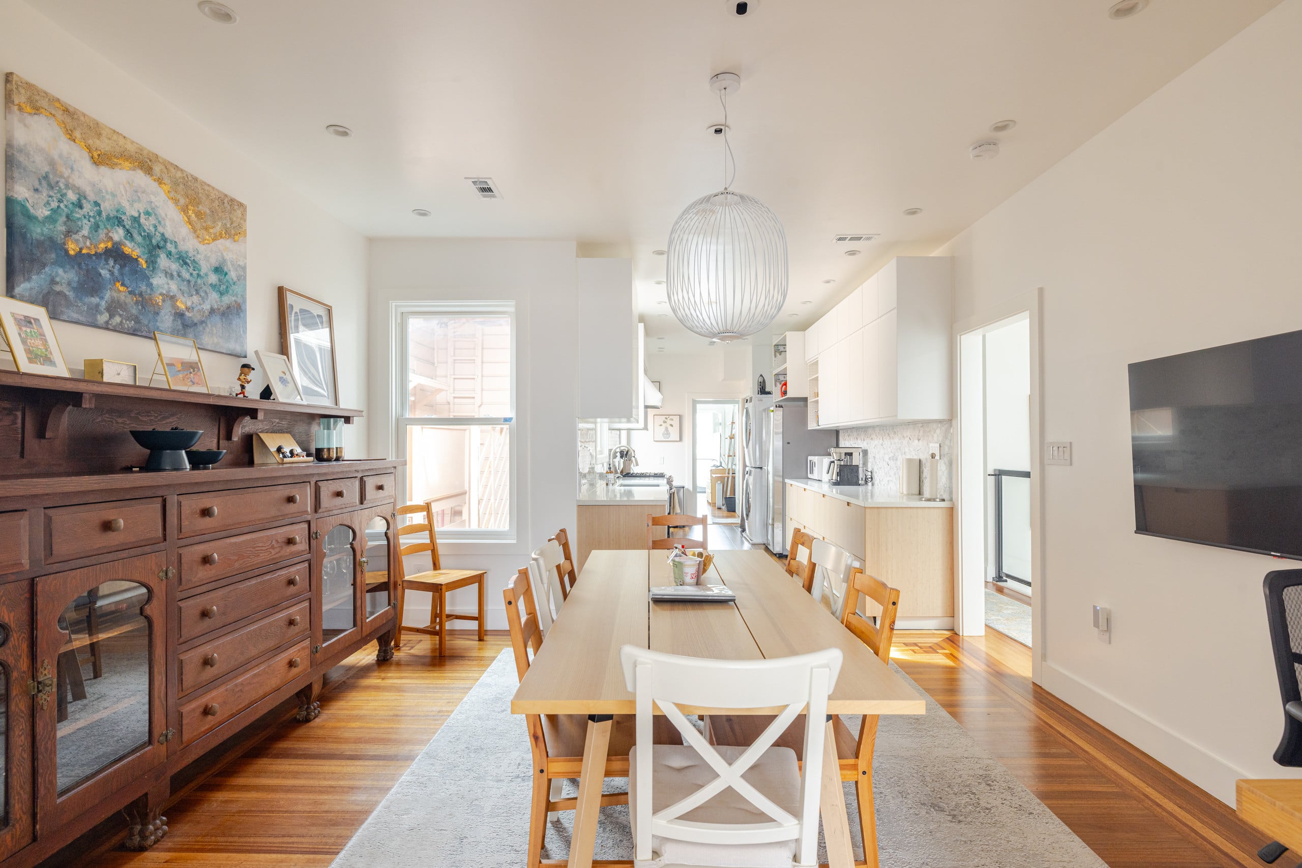 Home in San Francisco · ★4.97 · 5 bedrooms · 8 beds · 2 baths - Image 12