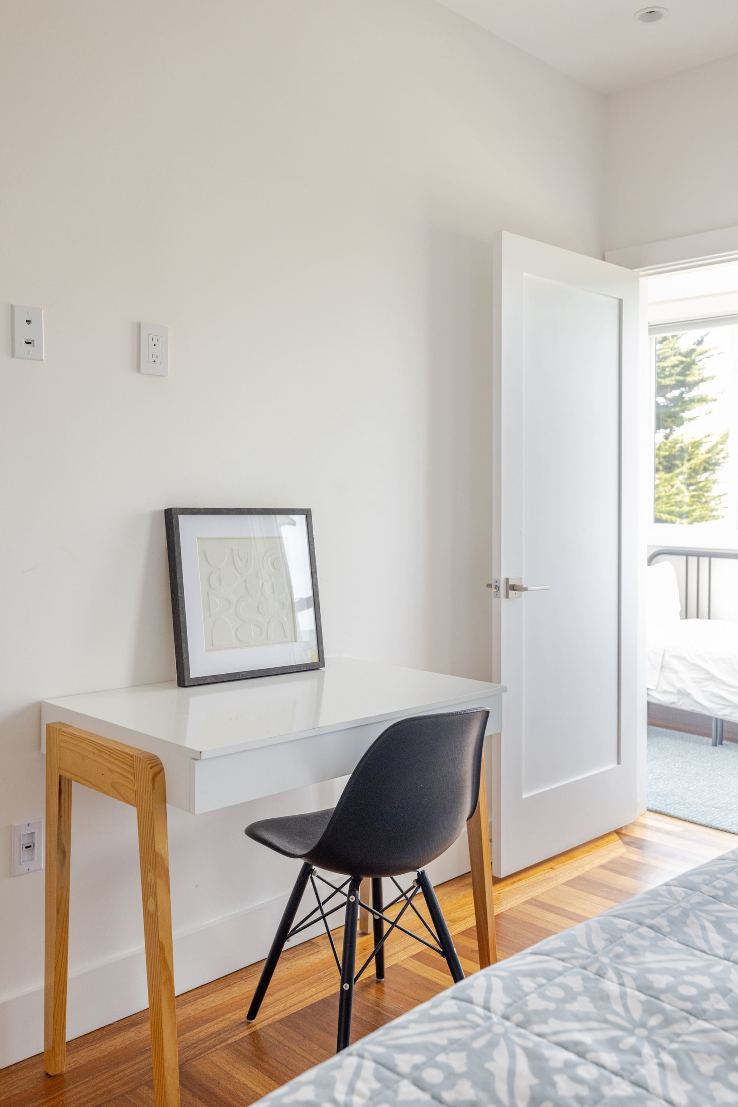 Home in San Francisco · ★4.97 · 5 bedrooms · 8 beds · 2 baths - Image 25