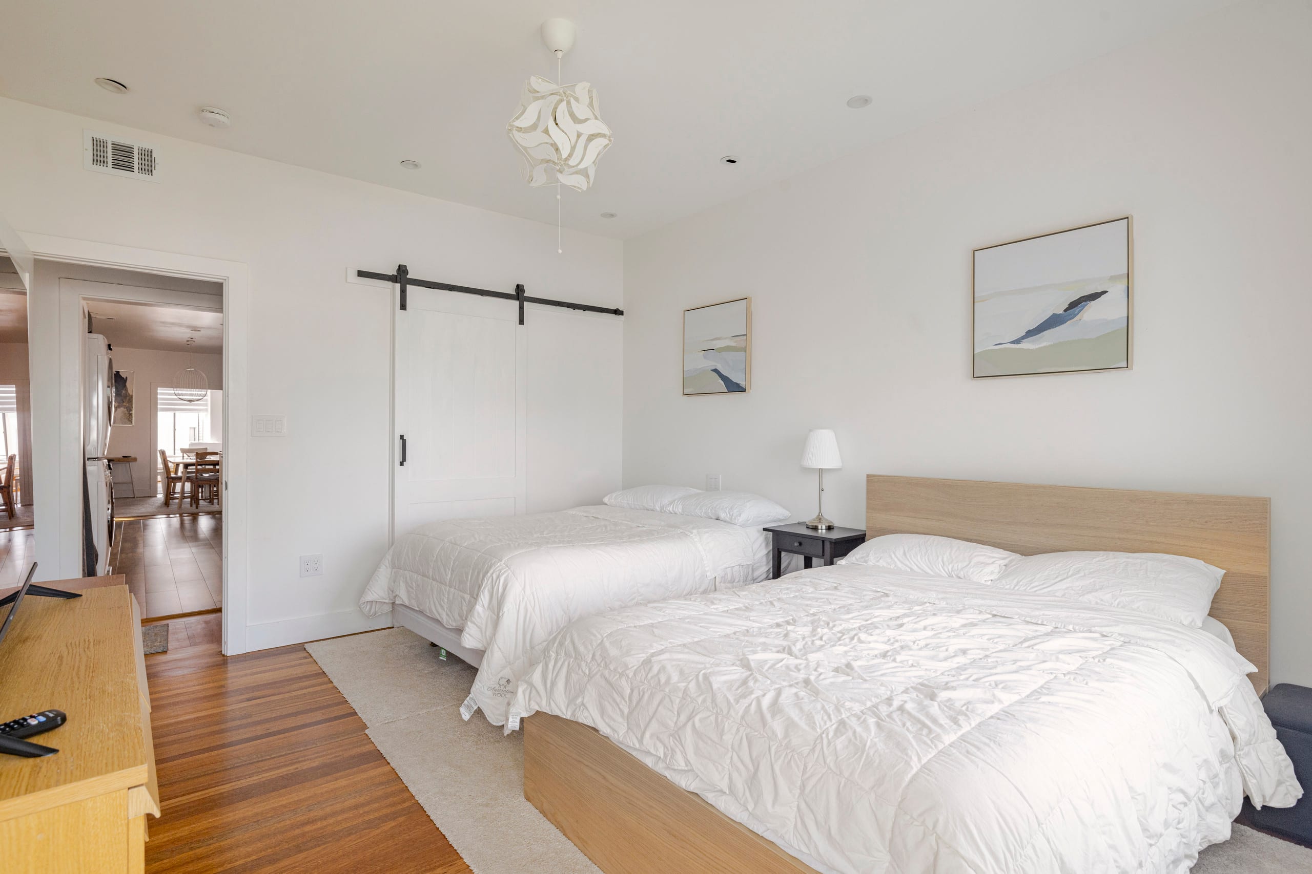 Home in San Francisco · ★4.97 · 5 bedrooms · 8 beds · 2 baths - Image 26