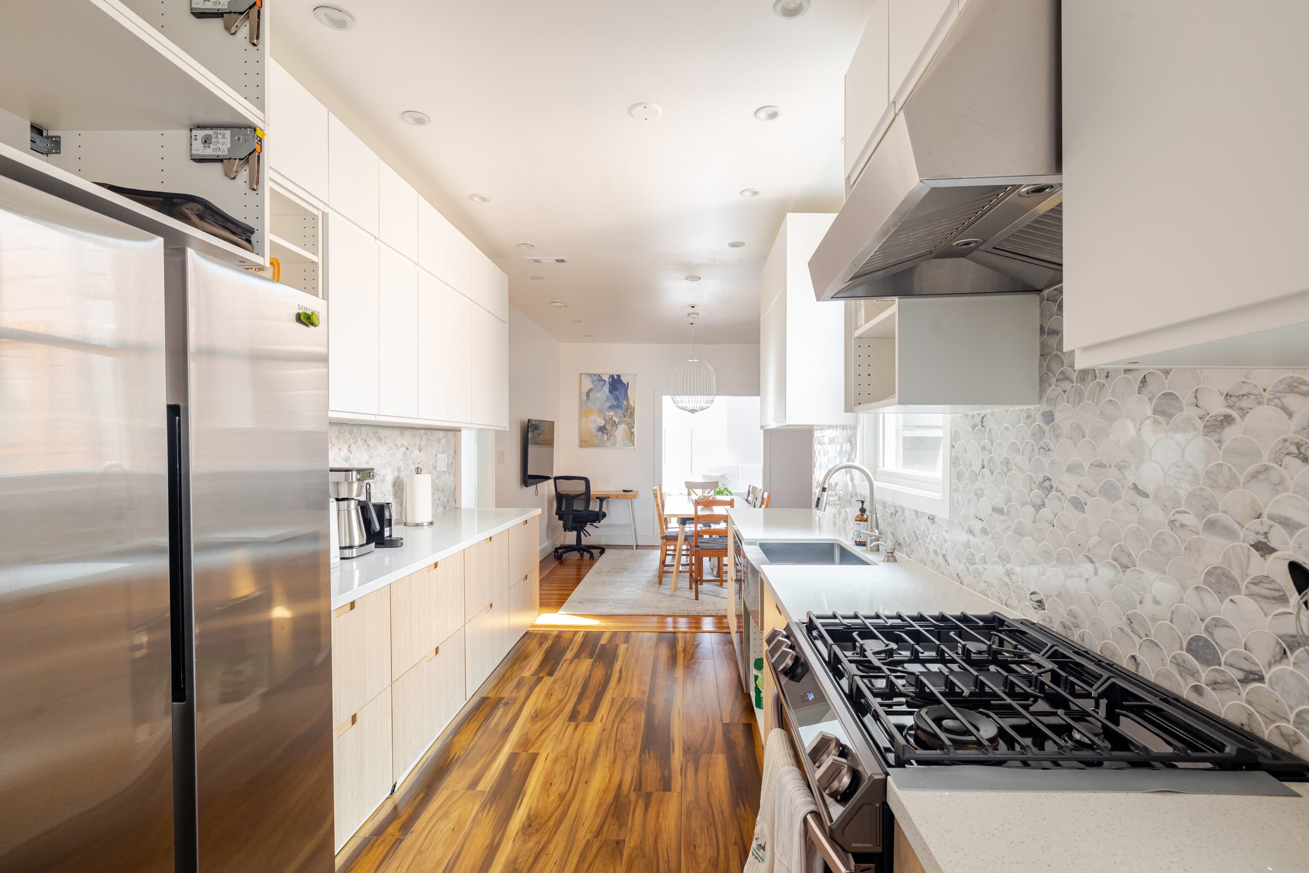 Home in San Francisco · ★4.97 · 5 bedrooms · 8 beds · 2 baths - Image 7