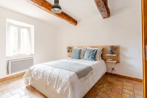 Charming village house for 6 people