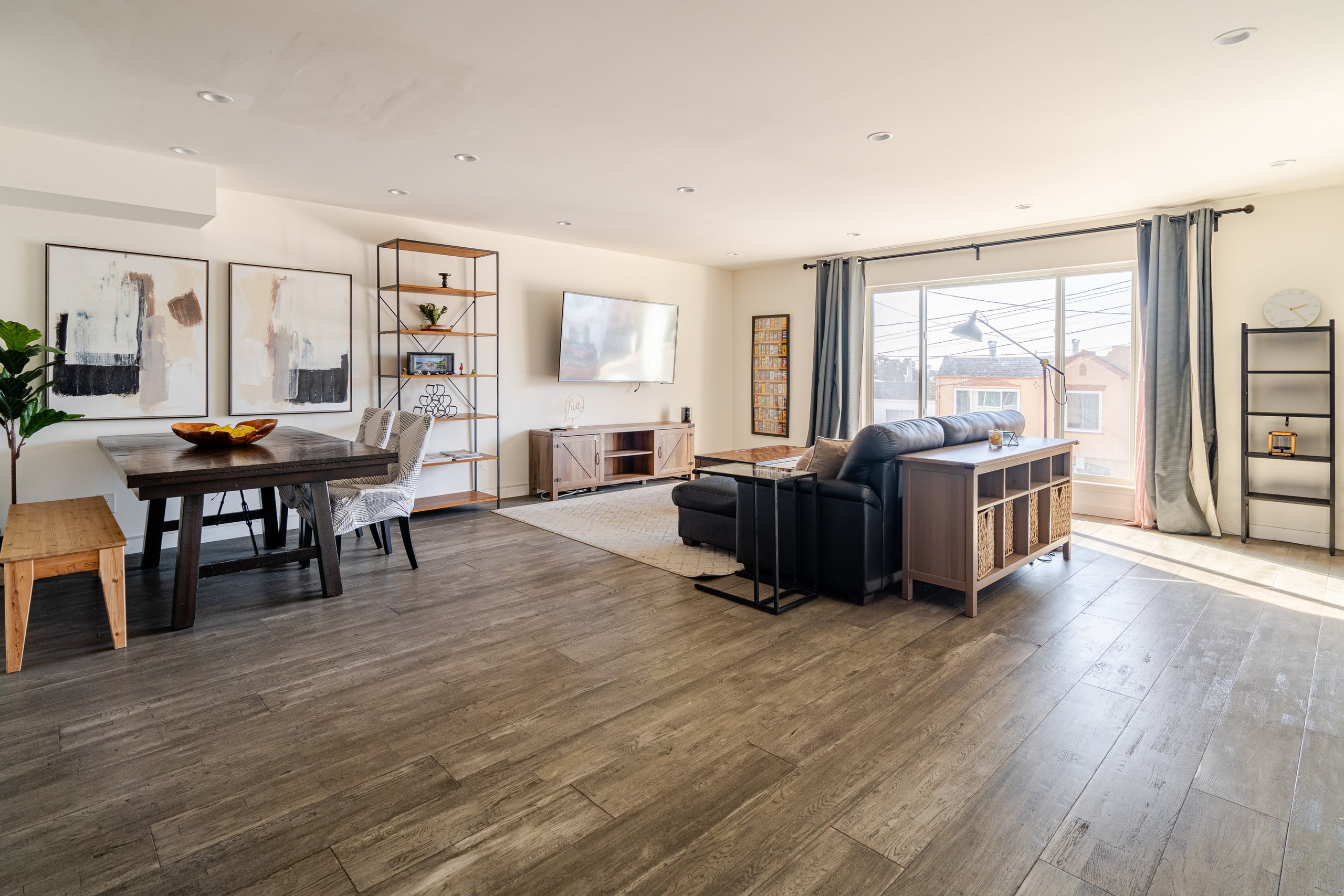 Home in San Francisco · ★4.74 · 2 bedrooms · 3 beds · 1 bath - Image 5