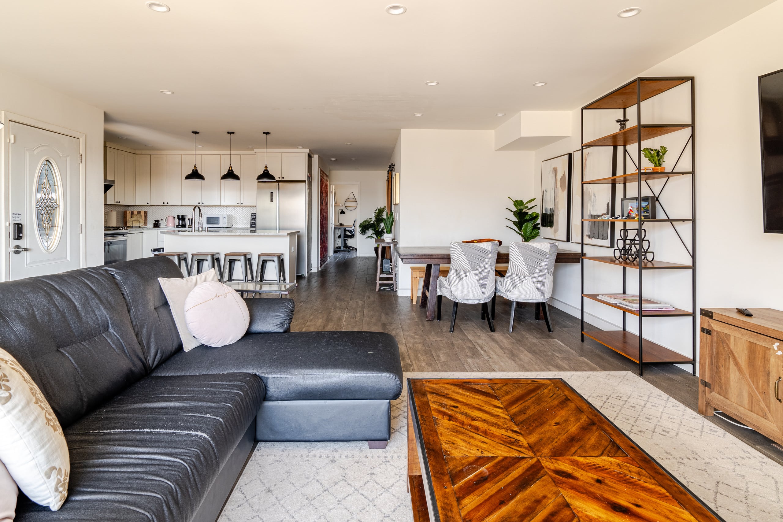 Home in San Francisco · ★4.74 · 2 bedrooms · 3 beds · 1 bath - Image 1