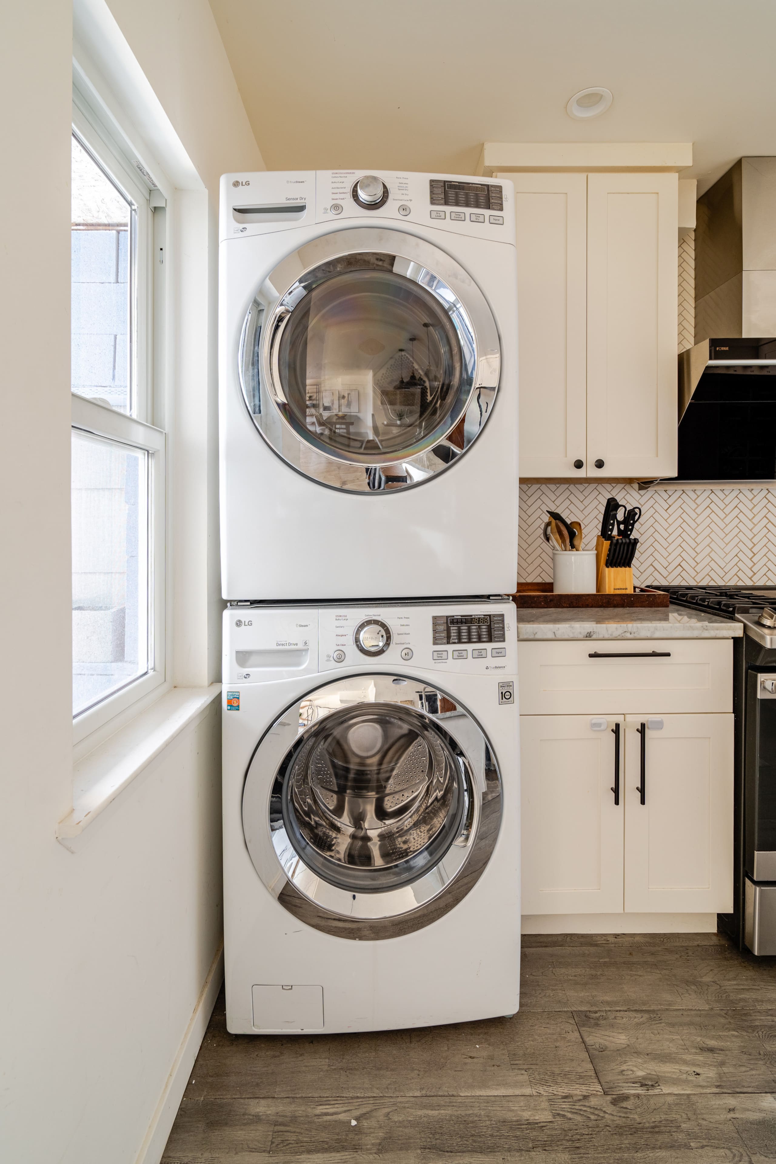 Home in San Francisco · ★4.74 · 2 bedrooms · 3 beds · 1 bath - Image 26