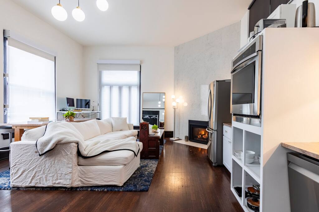Luxury Rooftop Loft Fireplace Gym Medical Center
