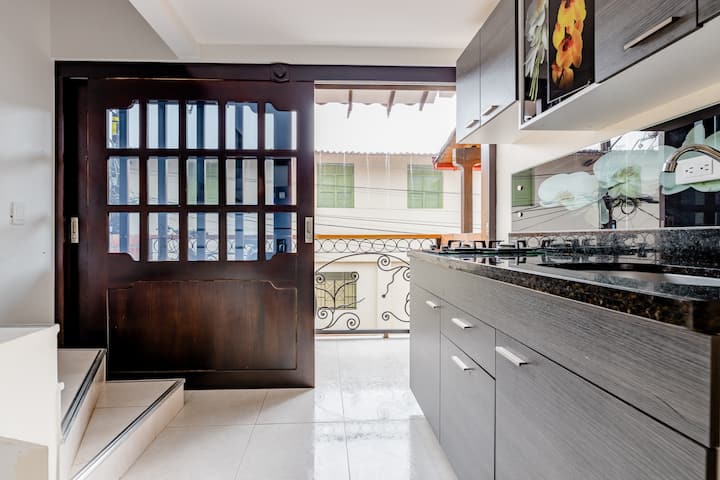 Habitación De Pareja Con Baño Privado - Jardín