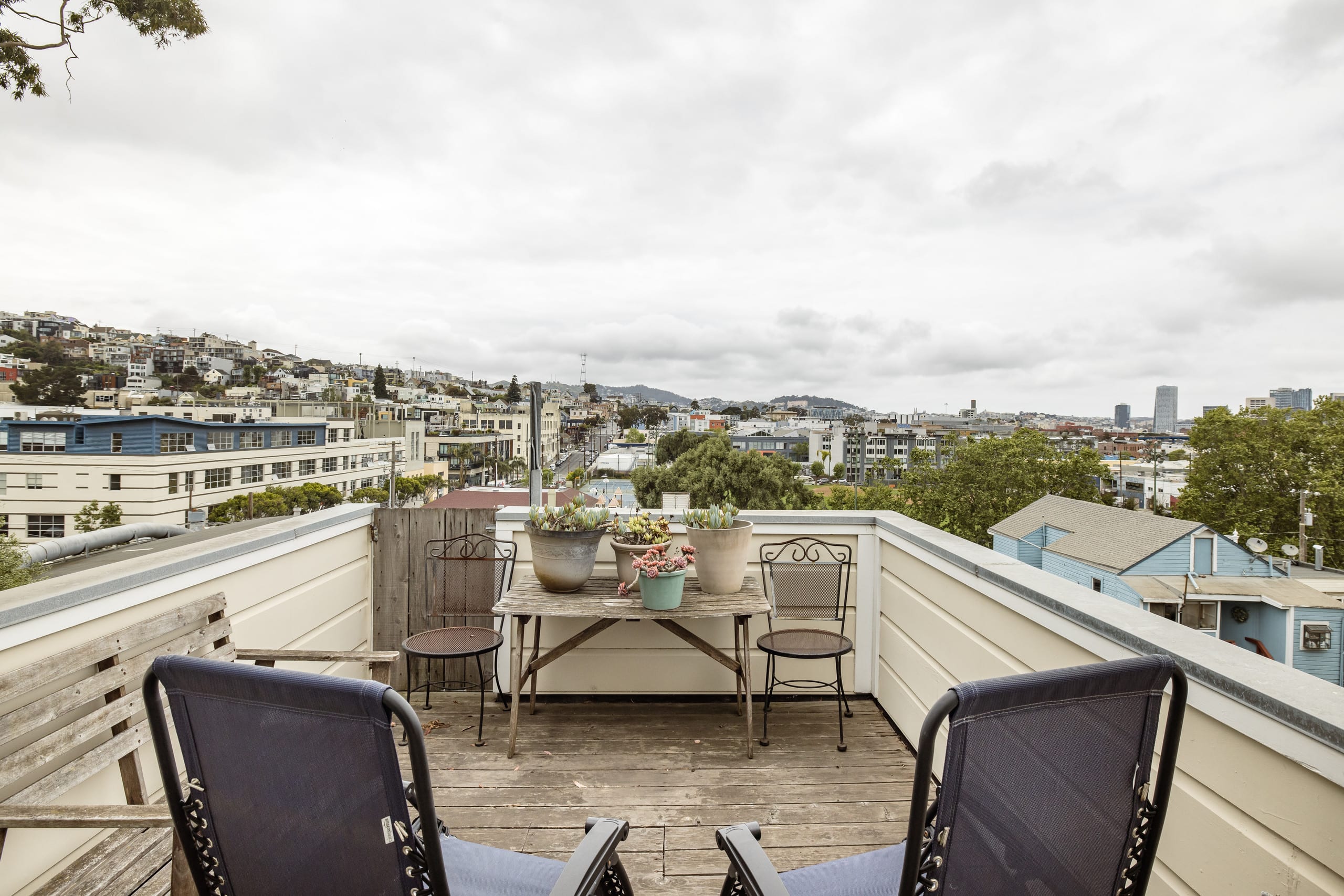 Condo in San Francisco · ★4.89 · 2 bedrooms · 2 beds · 2 baths - Image 37