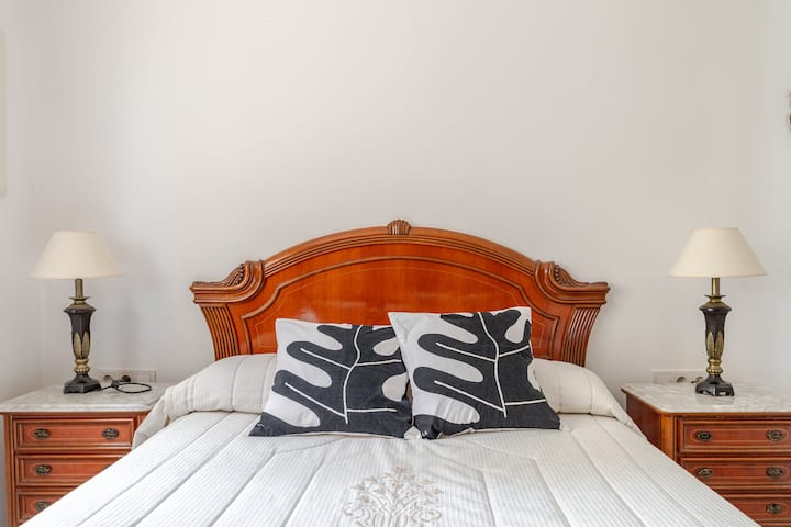 غرفة النوم 2