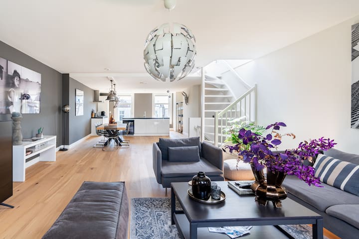 Beautifully large apartment in Amsterdam de Pijp.