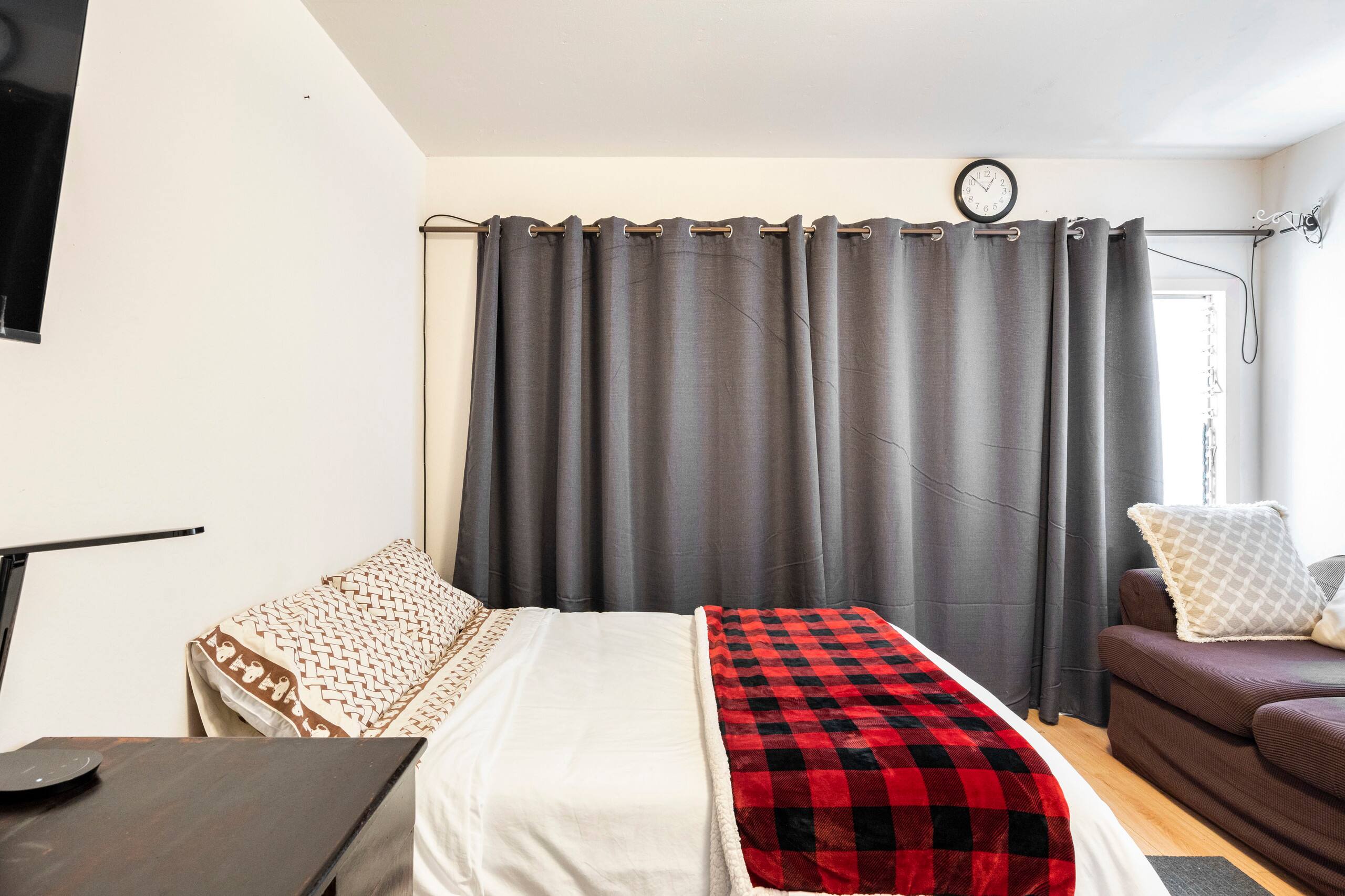 Home in San Francisco · ★4.83 · 2 bedrooms · 3 beds · 1 bath - Image 15