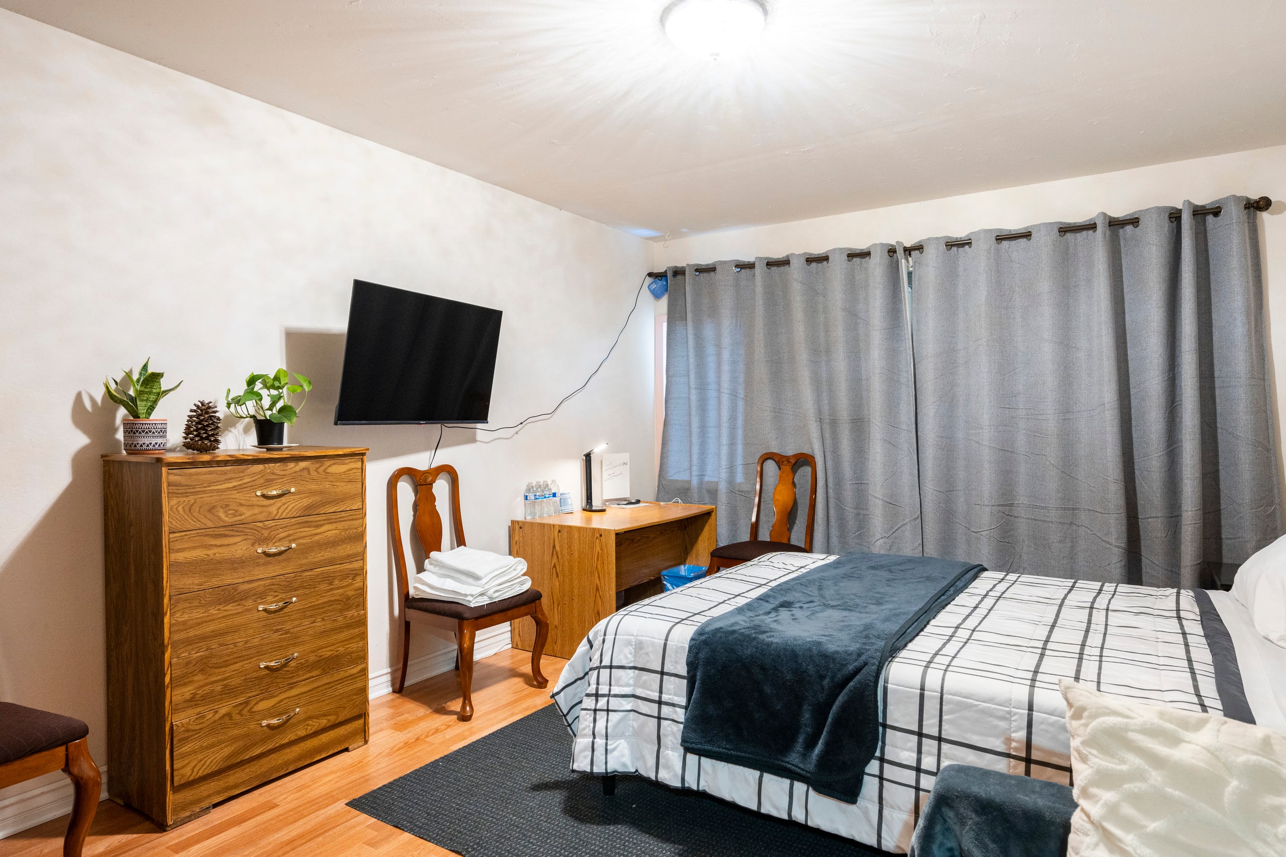 Home in San Francisco · ★4.83 · 2 bedrooms · 3 beds · 1 bath - Image 11