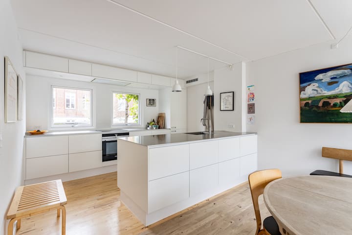 Family friendly townhouse gallery image 4