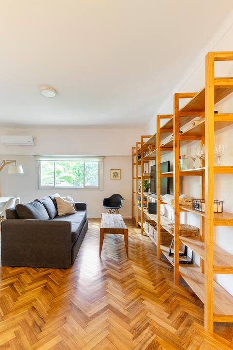 Apartment in downtown San Isidro