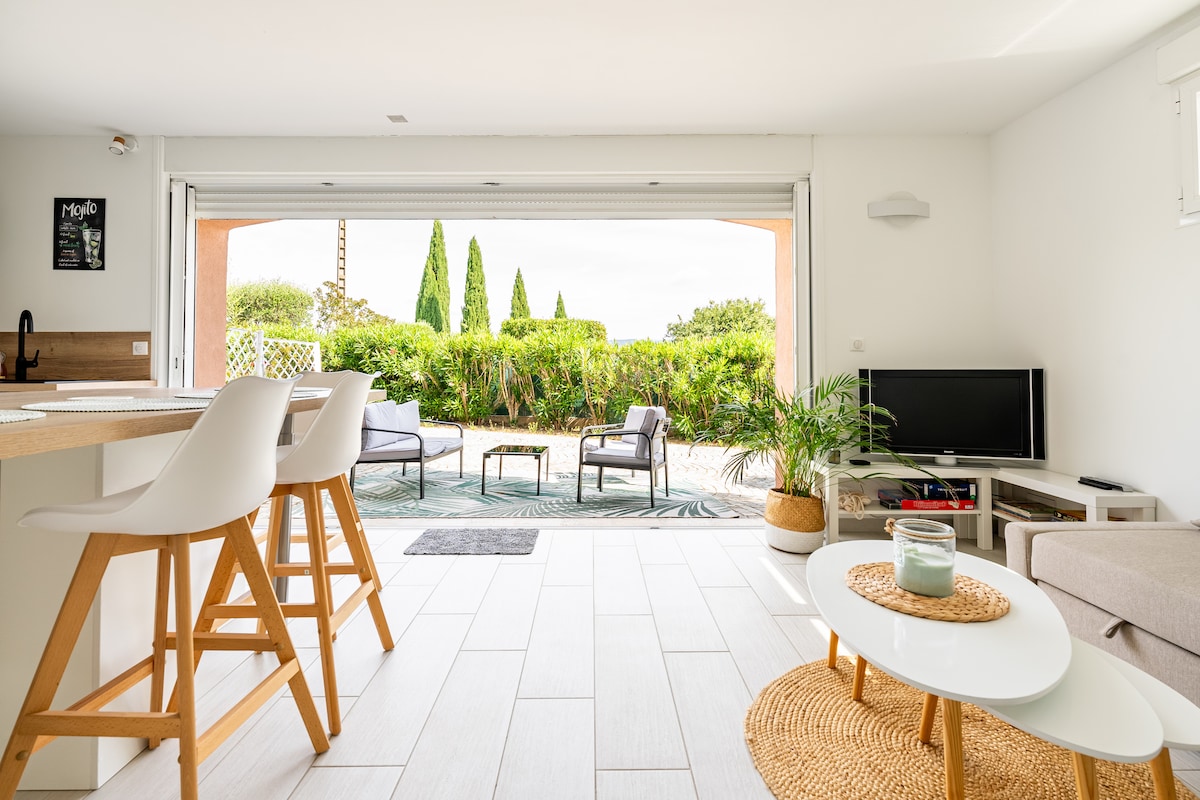 Beliebte Airbnb-Anzeige: Nice little apartment. in Roquebrune Sur Argens