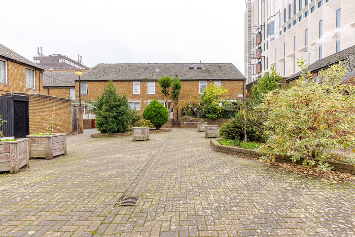 Family house in Kings Cross/Bloomsbury gallery image 4