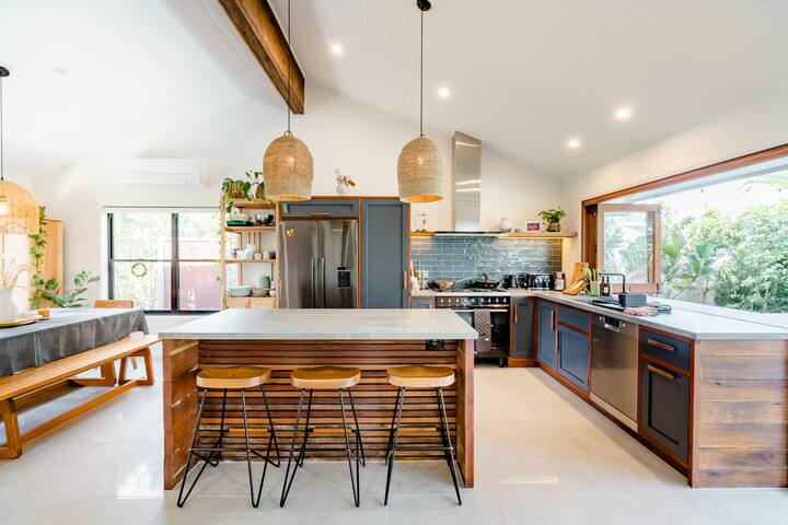 Sunrise Beach Retreat gallery image 4