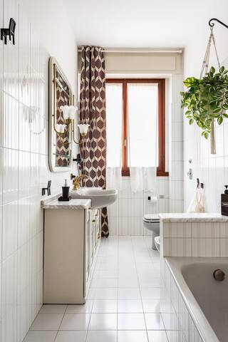 Elegante Alloggio in centrale fino a 6 persone gallery image 2