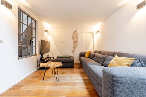Beautiful Loft (94m2) in Amersfoort city center.