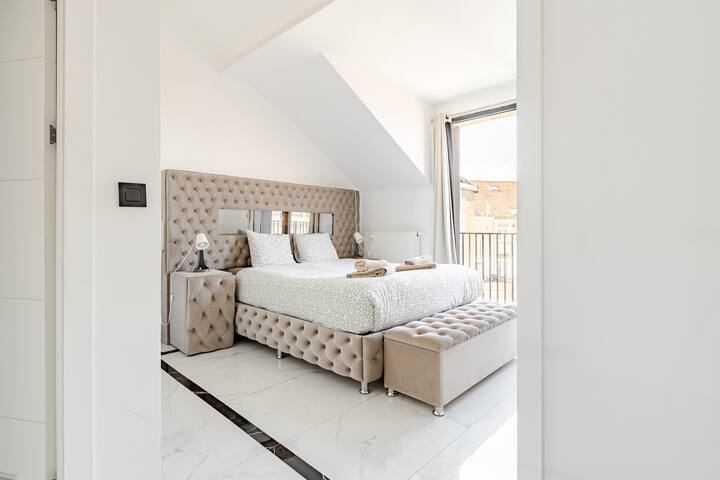 Prestigieus Appartement in Hartje Brussel Centrum. gallery image 3