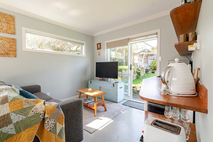 Cozy Garden Cottage - Private Outdoor - New Lynn - Auckland