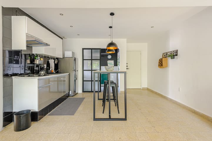 Best Location in Polanco with Laundry