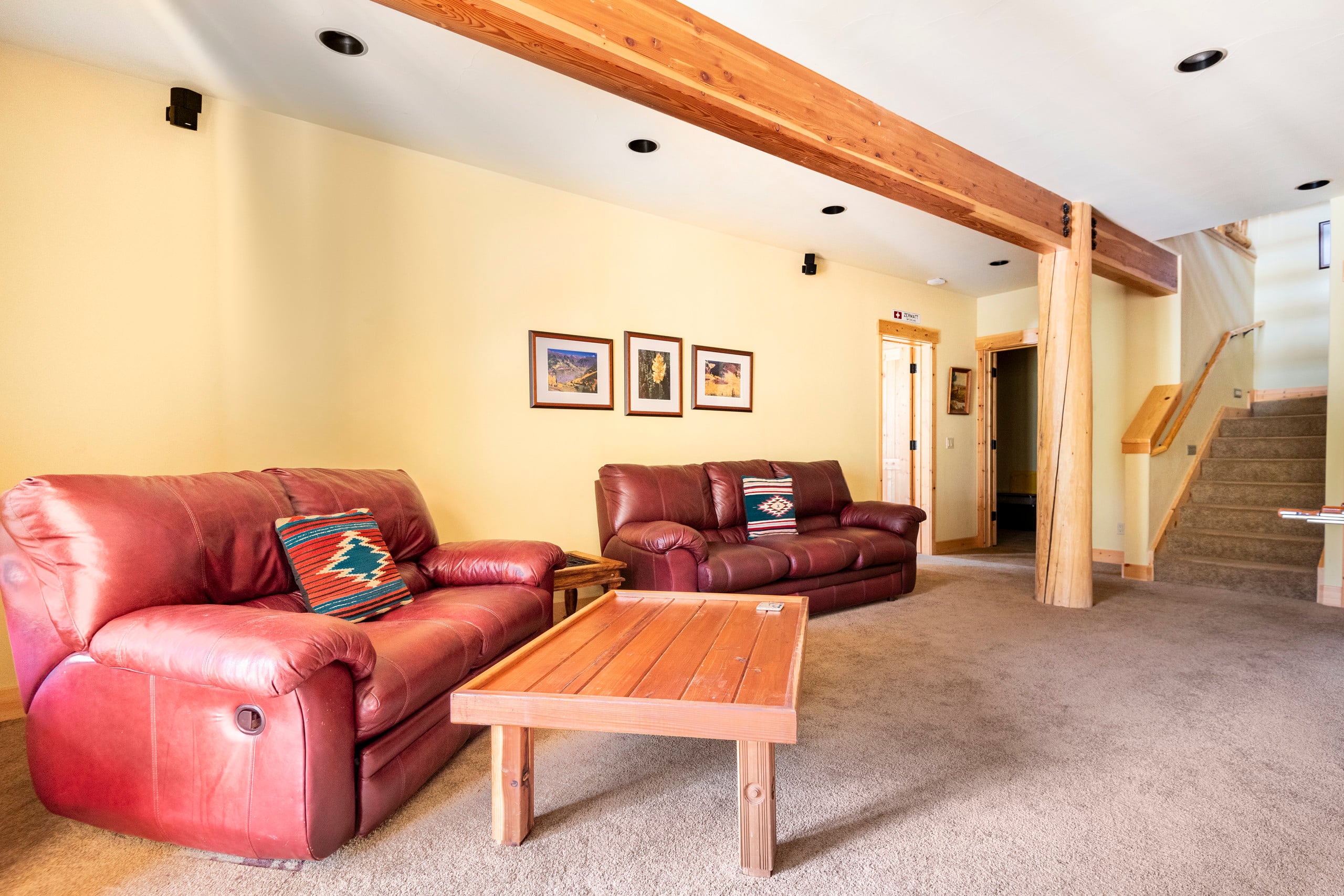 Luxury Swiss Chalet with Hot Tub & Creek Views - Photo 40