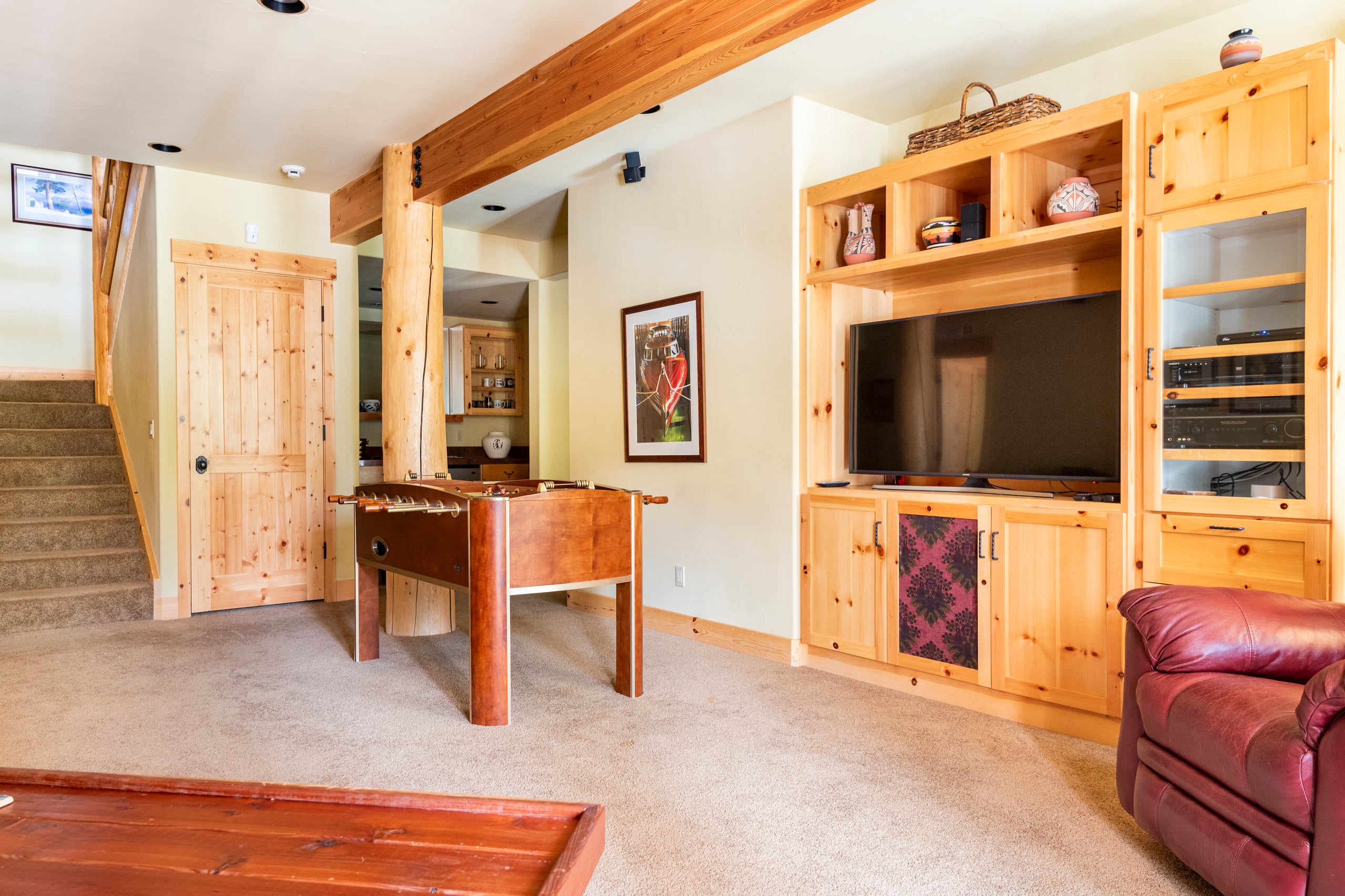 Luxury Swiss Chalet with Hot Tub & Creek Views - Photo 42