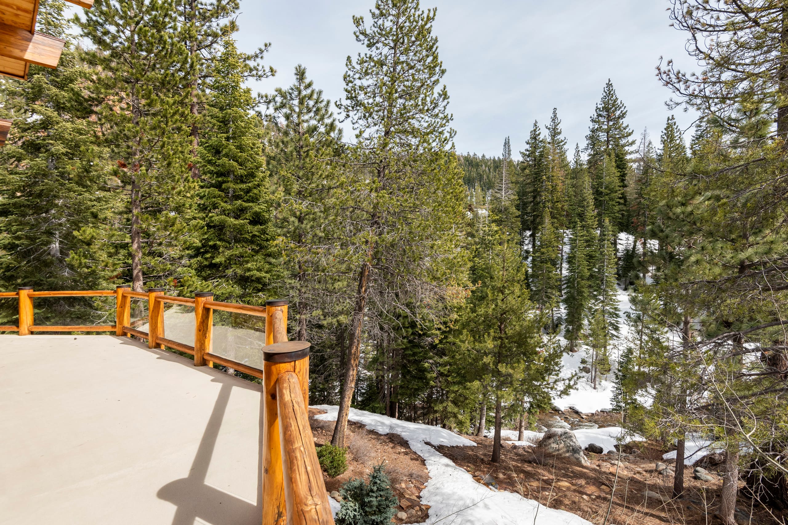 Luxury Swiss Chalet with Hot Tub & Creek Views - Photo 22