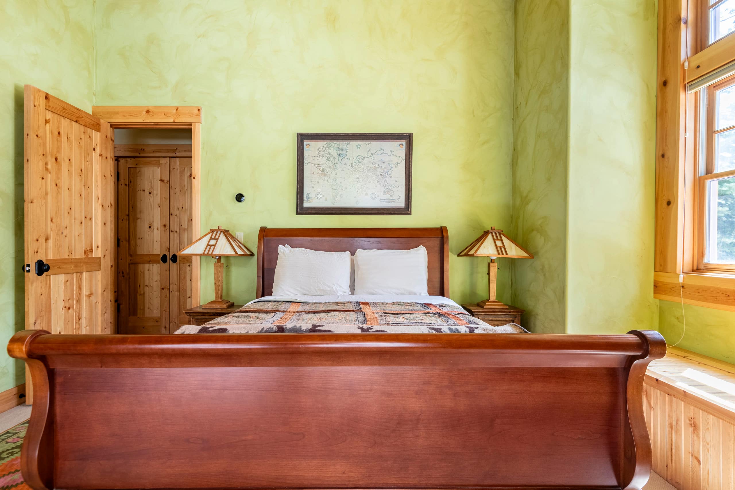 Luxury Swiss Chalet with Hot Tub & Creek Views - Photo 13