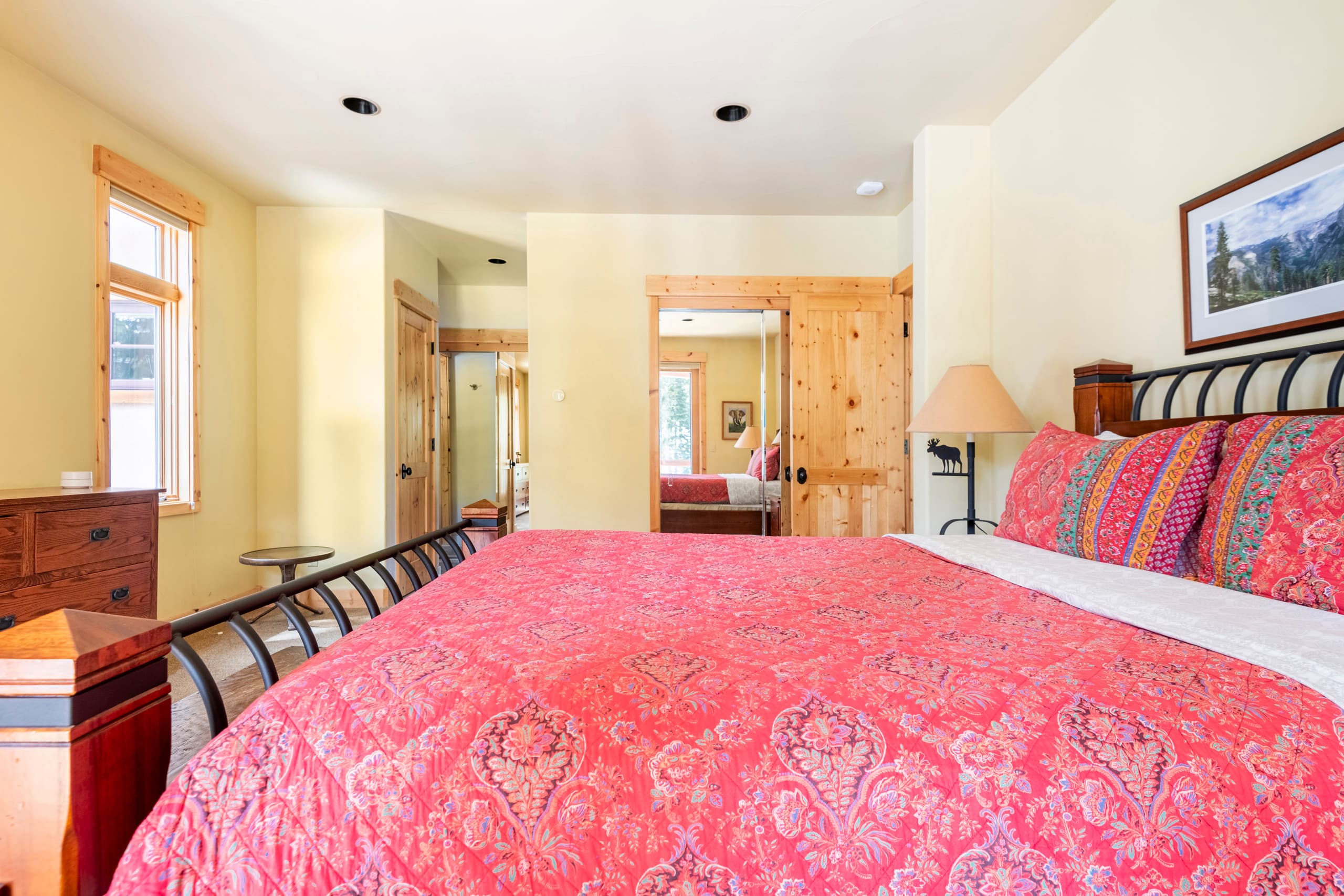 Luxury Swiss Chalet with Hot Tub & Creek Views - Photo 69