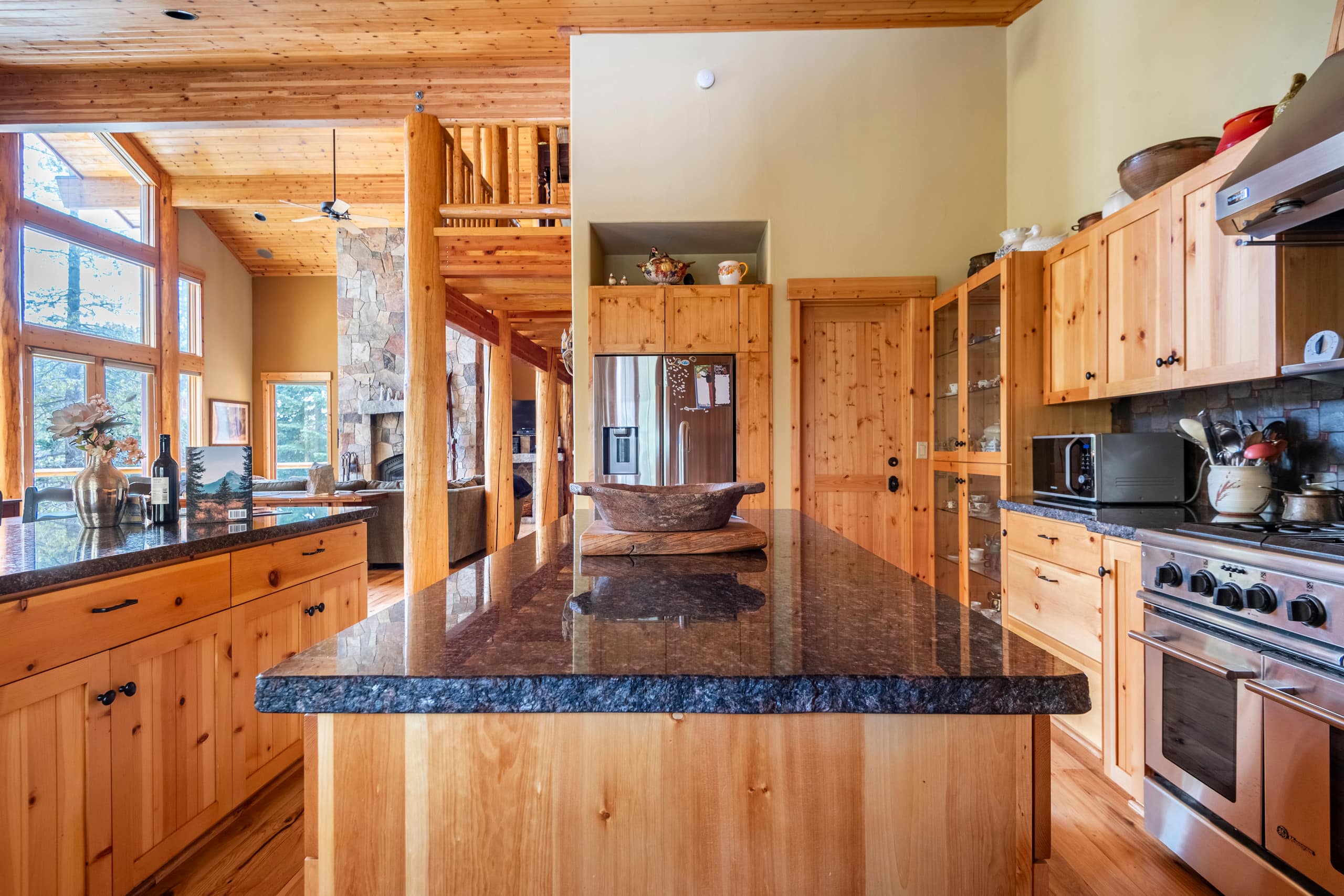 Luxury Swiss Chalet with Hot Tub & Creek Views - Photo 19