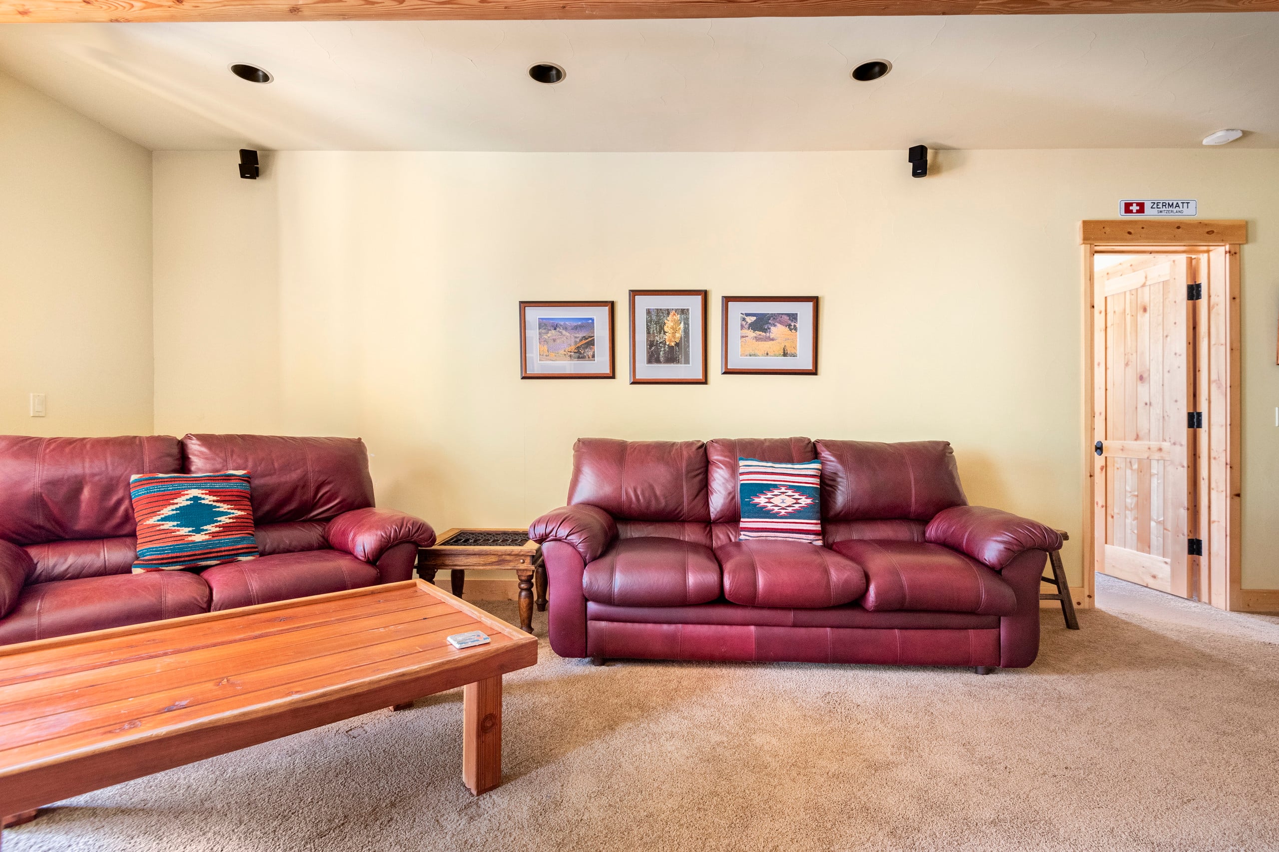 Luxury Swiss Chalet with Hot Tub & Creek Views - Photo 38