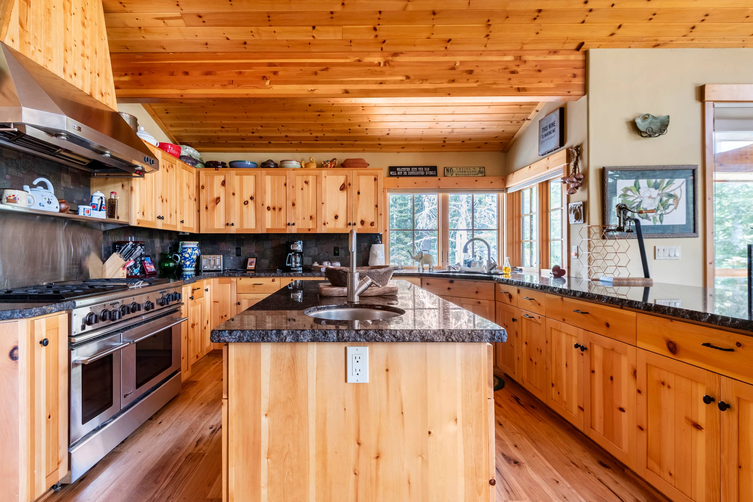 Luxury Swiss Chalet with Hot Tub & Creek Views - Photo 21
