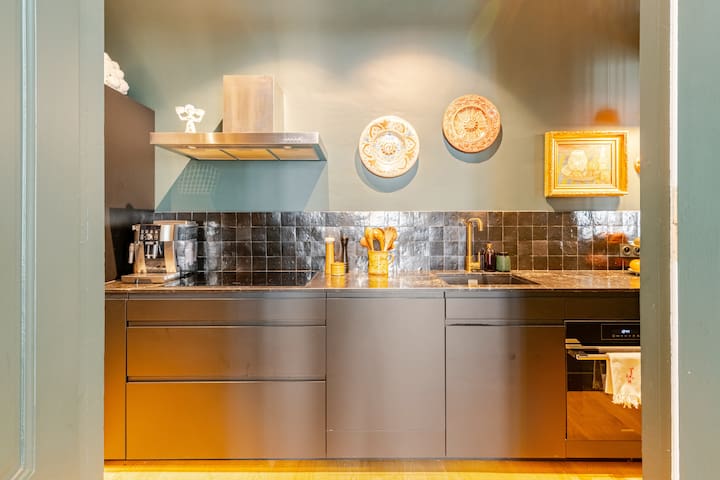 Au cœur de Lyon, un appartement d’exception gallery image 4