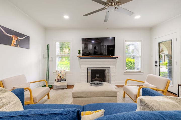 Walkable Lower Greenville 2br Retreat | Sleeps 6 - Dallas, TX