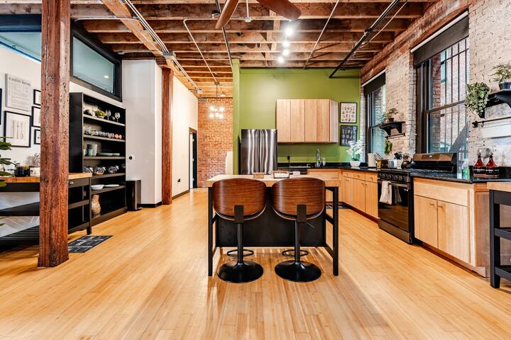 Converted Historic Button Factory w/ Modern Style! gallery image 4